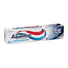 Aquafresh Ultimate White Toothpaste, 6-Ounce (Pack of 4)