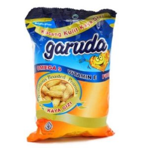 Garuda Kacang Kulit Omega-9 Nutritious Roasted Peanuts, 8.81 Oz